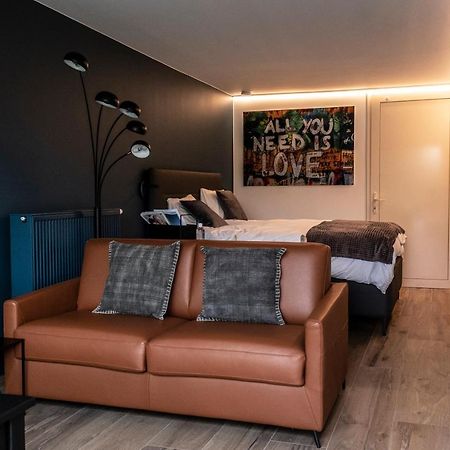 Guesthouse Max Zwijndrecht Eksteriør billede